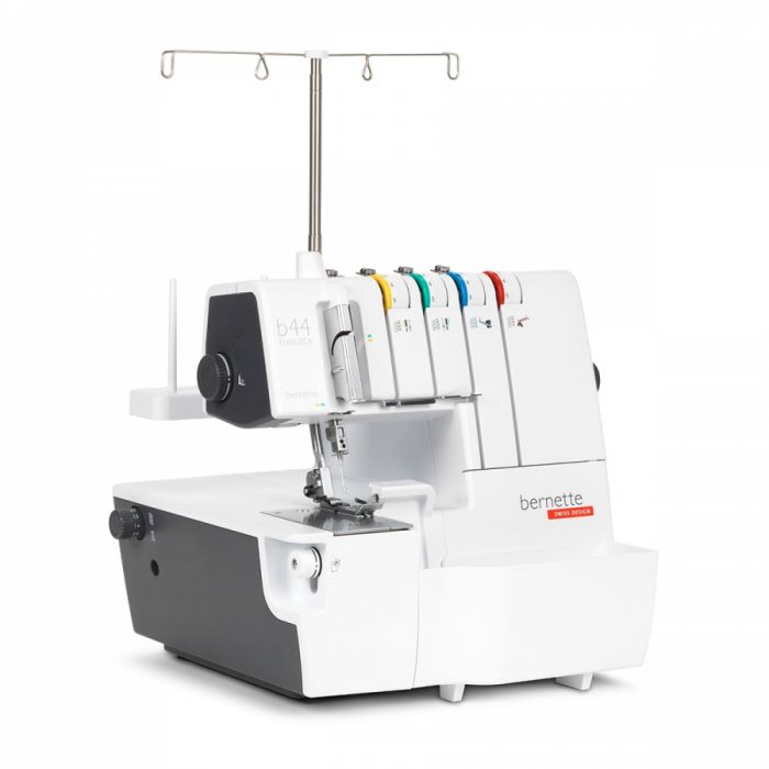 Bernette B44 - Remalladora