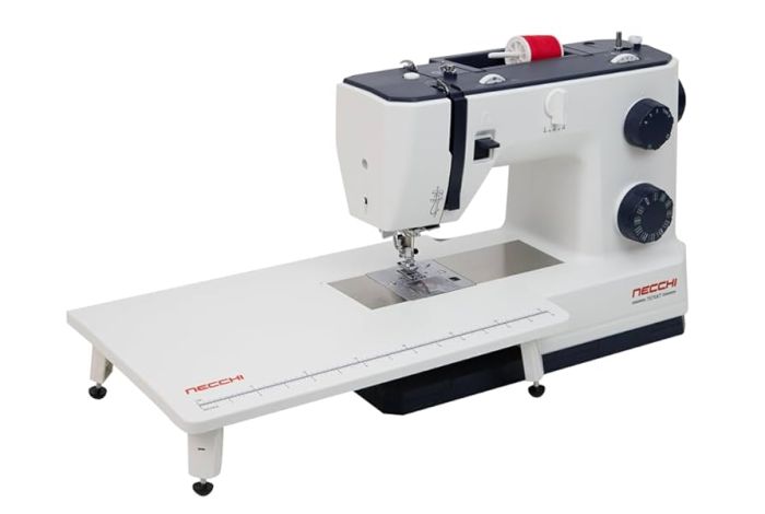 NECCHI Q132A + mesa de extensión - Maquina de coser
